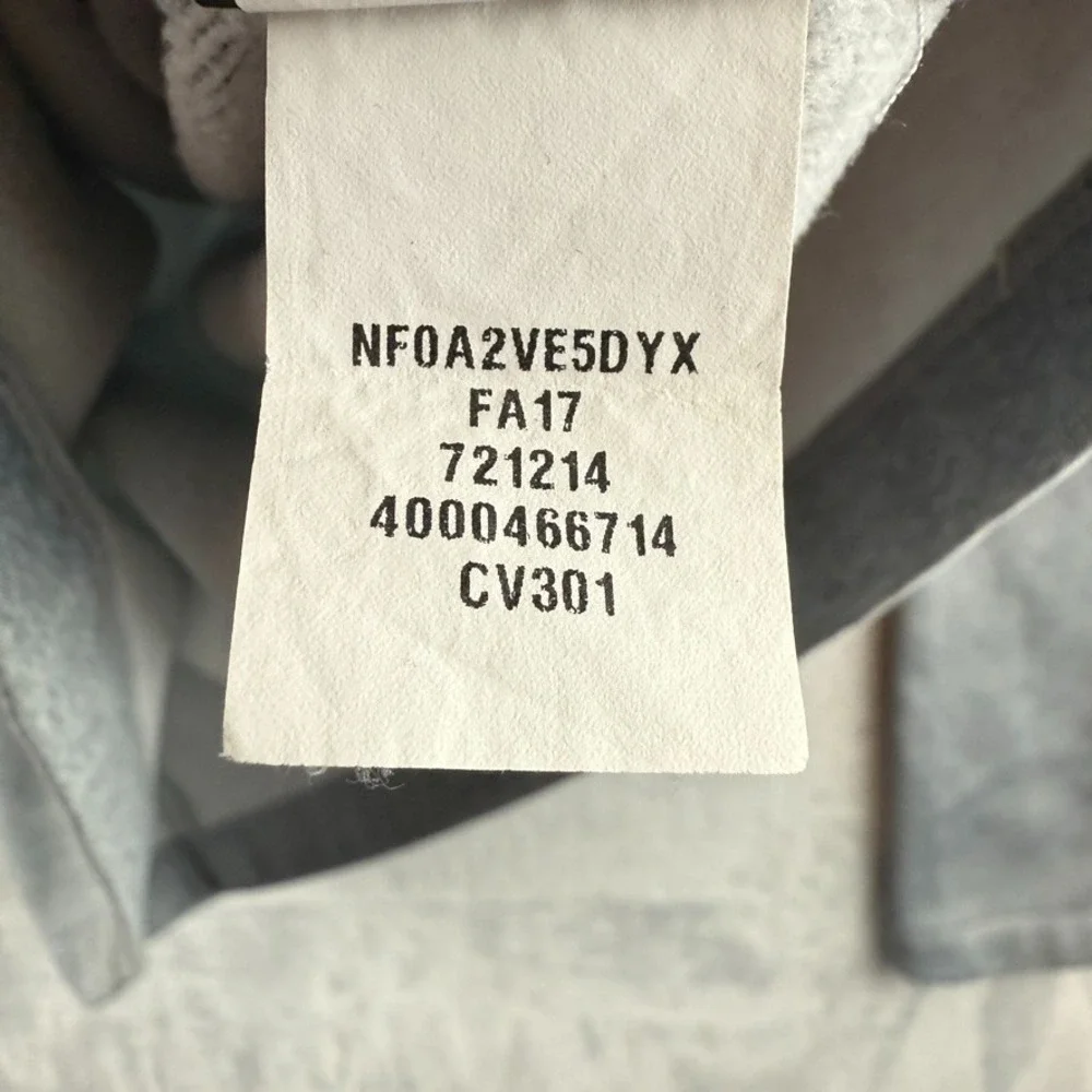 North Face 1/2 Zip Pullover Men Medium Gray Canyonlands Tech Fleece Sweatshirt